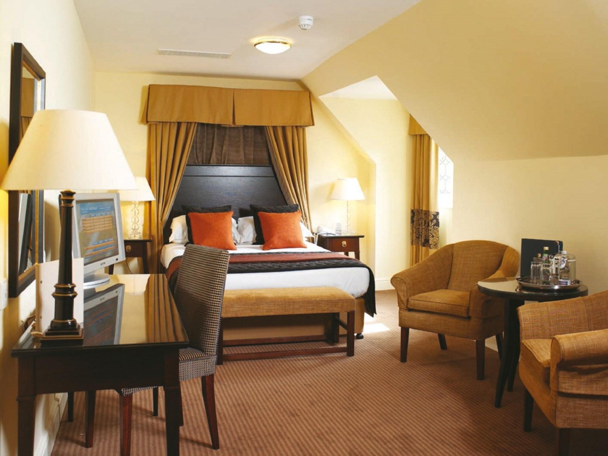 Macdonald Frimley Hall Hotel & Spa Camberley Exteriör bild